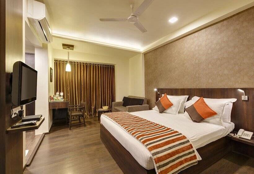 Номер Deluxe, Regenta Place Raysons Kolhapur