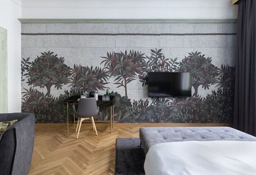 اتاق سوپریور, Numa I Laurel