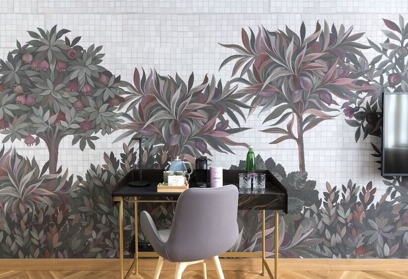 اتاق سوپریور, Numa I Laurel