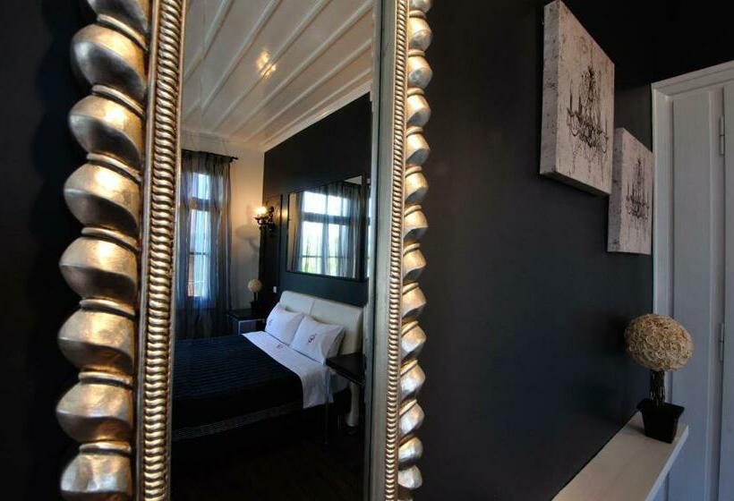 סוויטה עם ג'קוזי, נוף לים, Il Palazzo Rooms & Suites