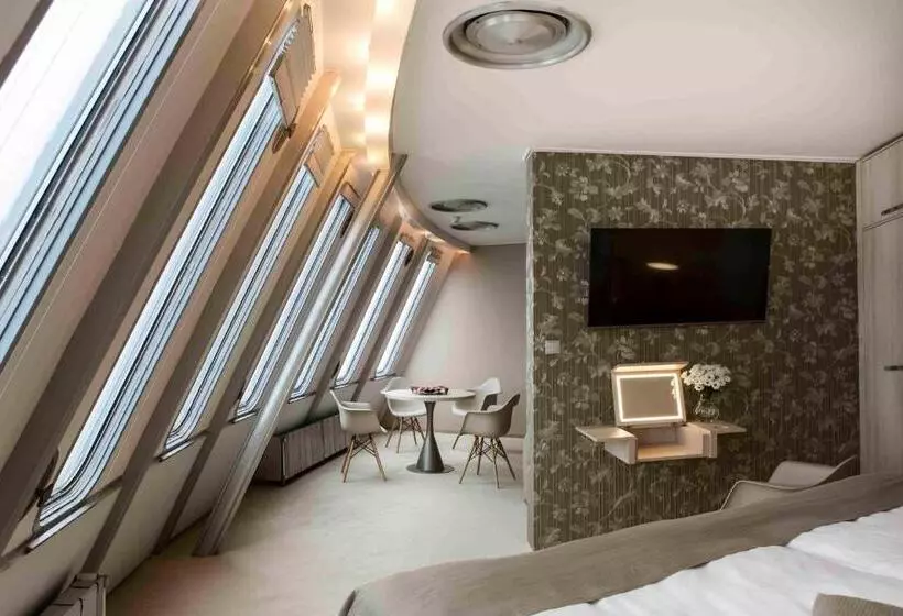 Suite, Ještěd