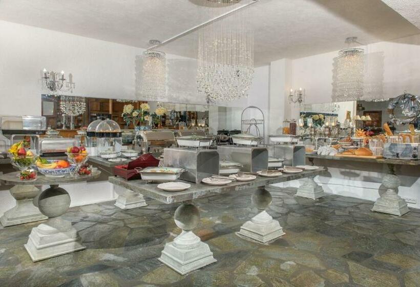 غرفة قياسية, Leandros