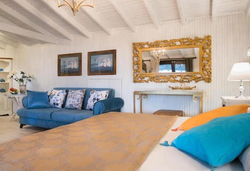 جناح جونيور مطلّ علي البحر, Leandros