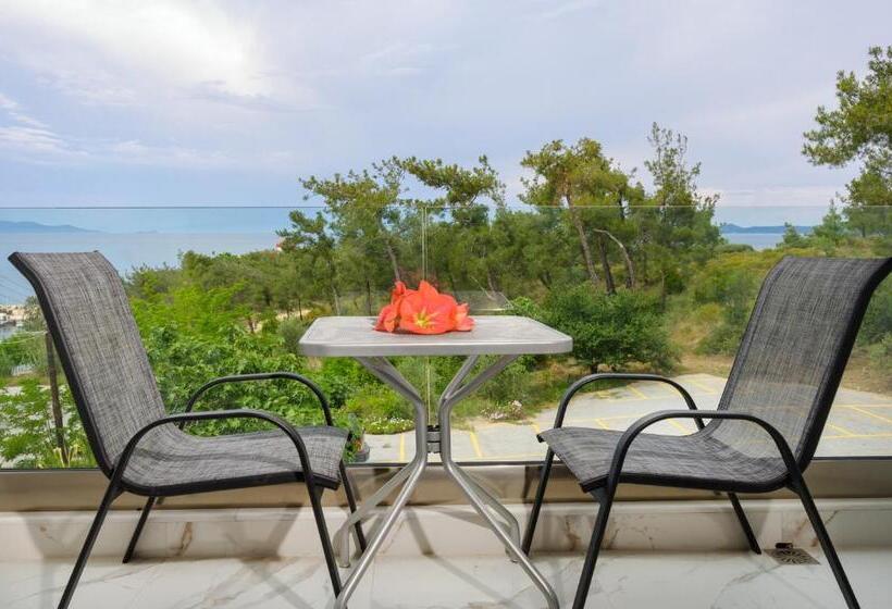 Triple Room Sea View, Leandros