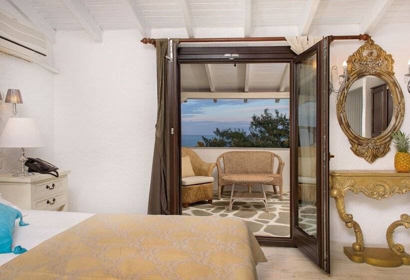 غرفة ديلوكس ثلاثية مطلة على البحر, Leandros