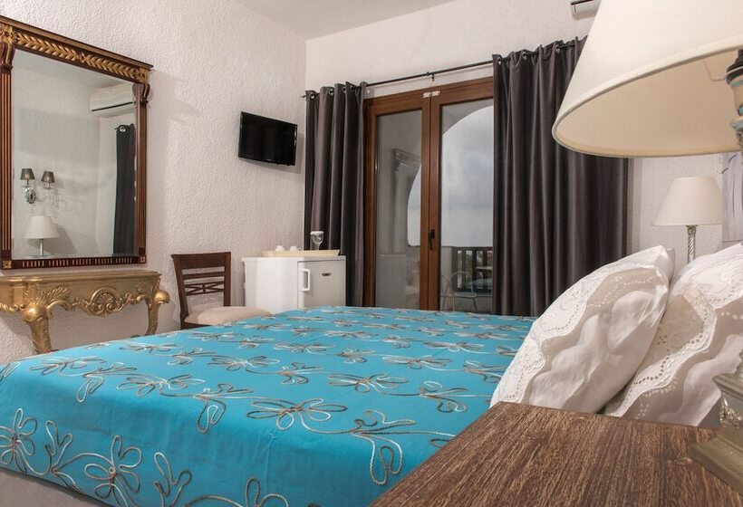 Triple Room Sea View, Leandros