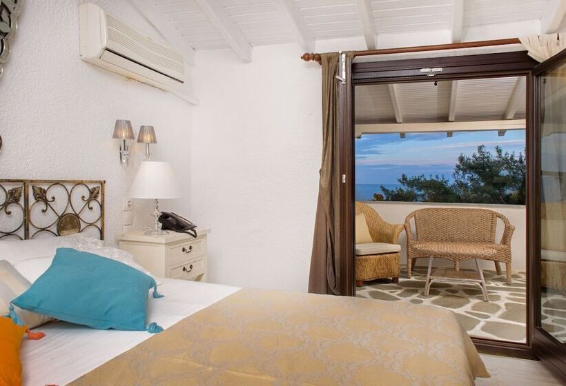 جناح جونيور مطلّ علي البحر, Leandros