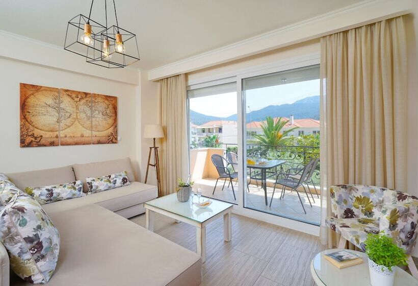 패밀리 스위트, Luxury Villa Fotini