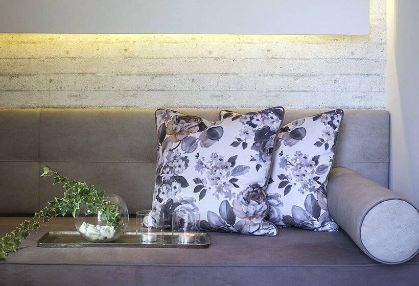 주니어 스위트, Luxury Villa Fotini