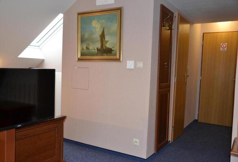 חדר משפחתי, Penzion Aurooms