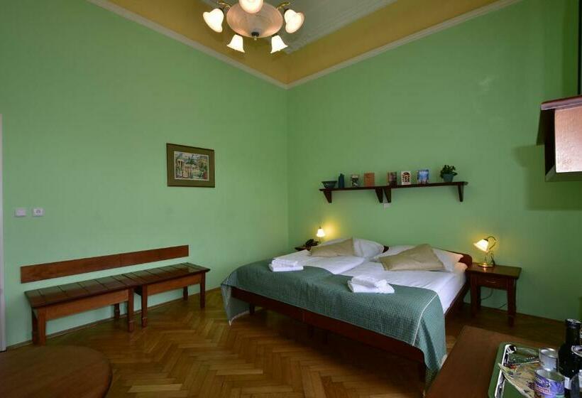 غرفة قياسية, Sant Georg Garni