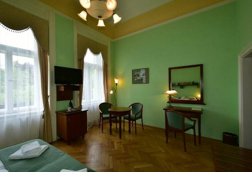 غرفة قياسية, Sant Georg Garni