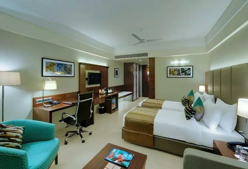 デラックスルーム, The Fern Kadamba Hotel And Spa