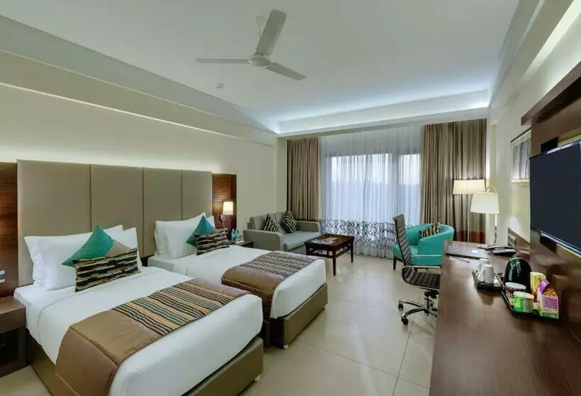 デラックスルーム, The Fern Kadamba Hotel And Spa