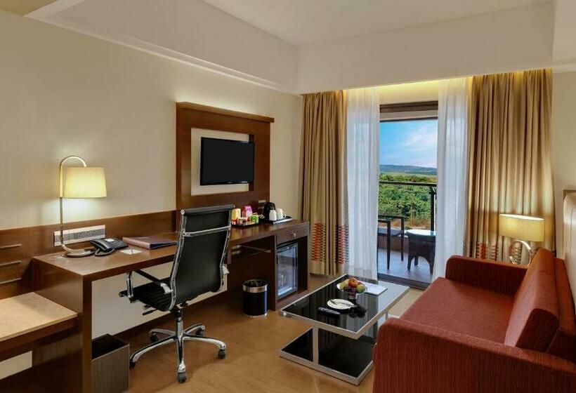 חדר אקזקיוטיב, The Fern Kadamba Hotel And Spa