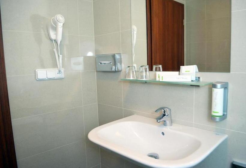 스탠다드 트리플 룸, U Kvapilů