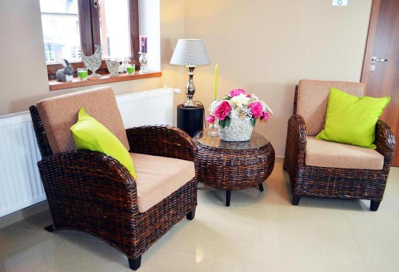 컴포트 룸, U Kvapilů