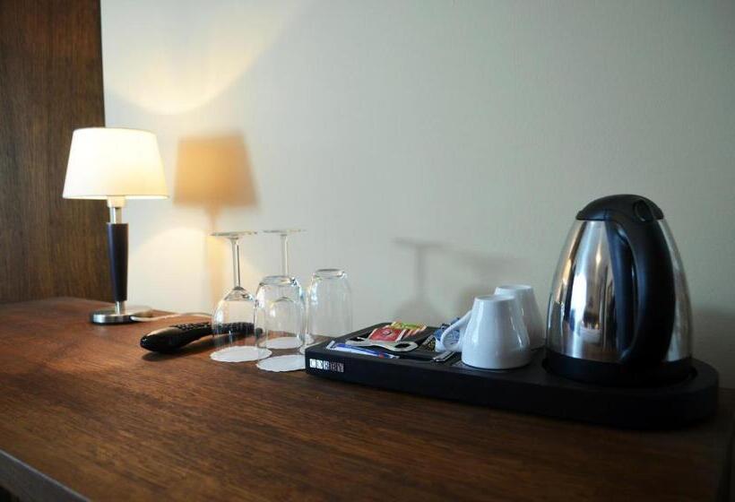 컴포트 룸, U Kvapilů