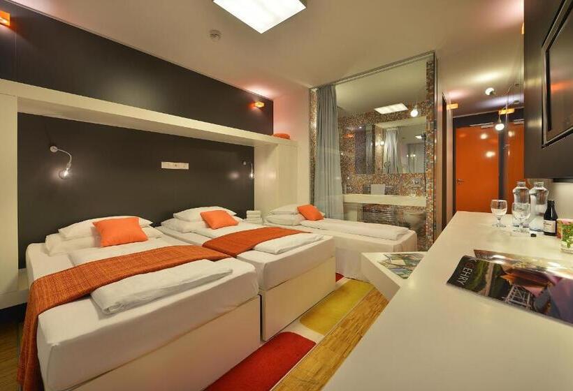 バルコニー付きスタンダードルーム, Omnia Hotel Relax & Wellness