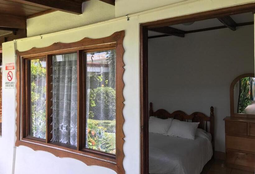 غرفة قياسية, Casa Kibi Kibi