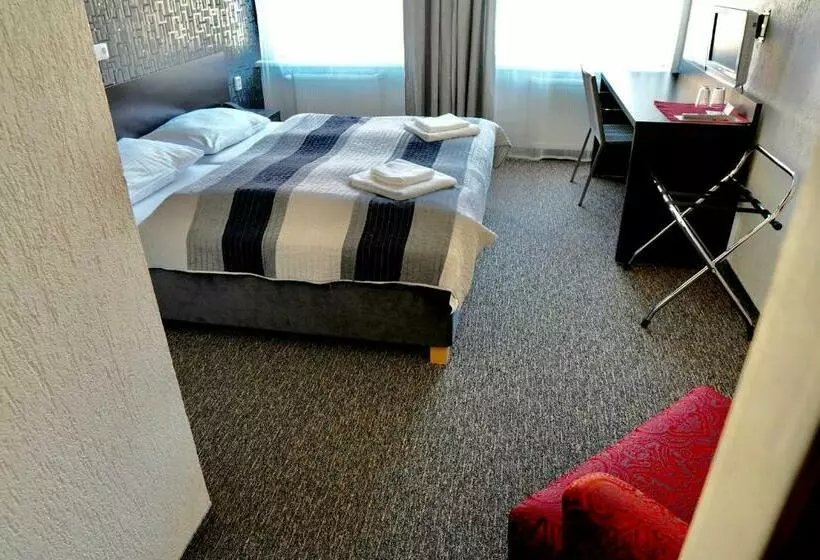 スタンダードトリプルルーム, Promohotel Slavie