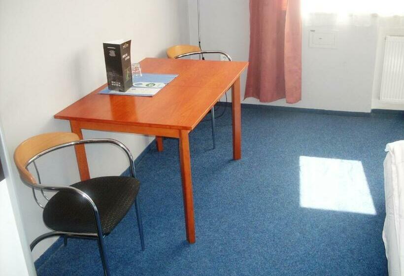 חדר סטנדרט, Promohotel Slavie