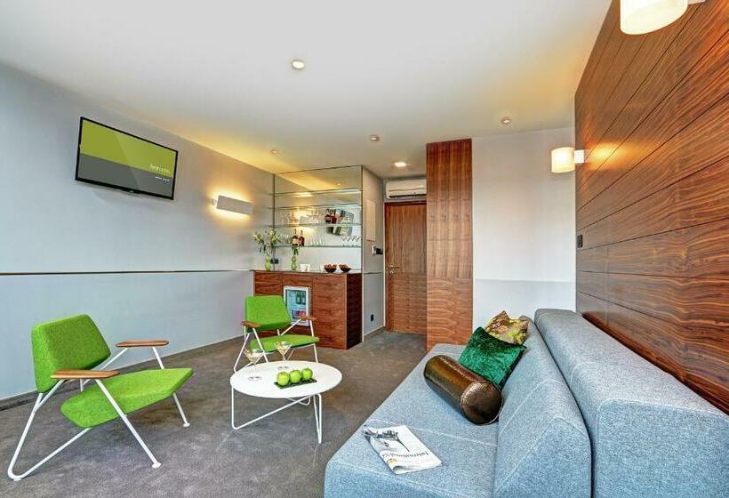 Svit Stadsutsikt, Horizon Luxury Suites & Design Rooms