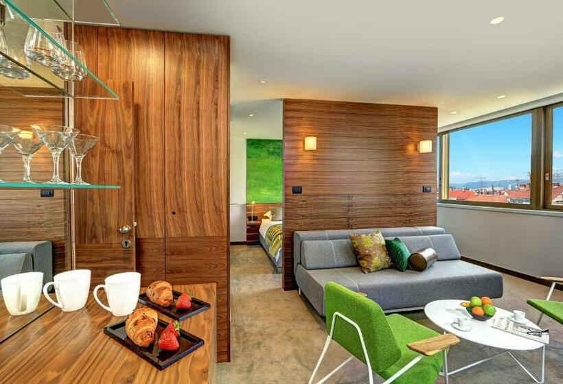 Люкс Вид на Город, Horizon Luxury Suites & Design Rooms