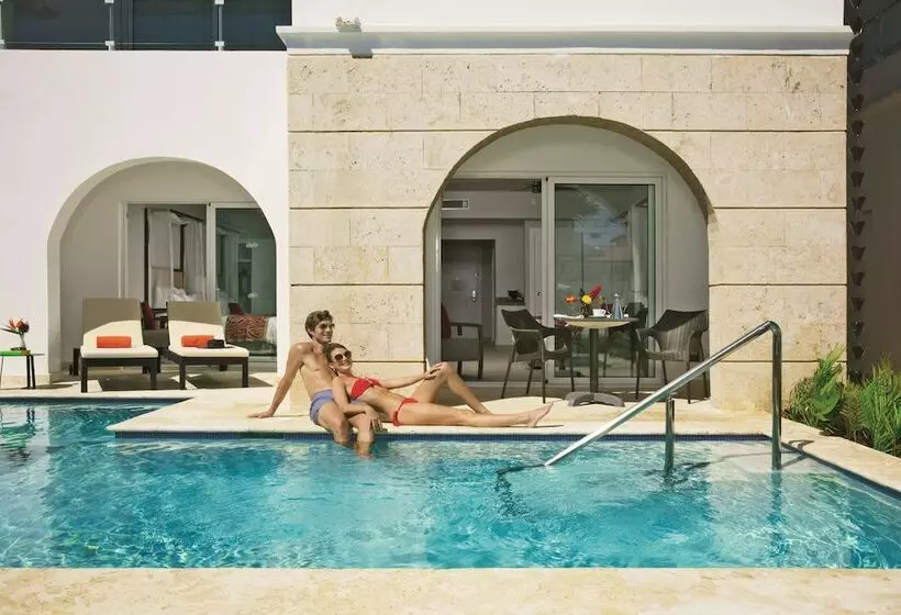 سوئیت کلاب, Dreams Dominicus La Romana Resort & Spa