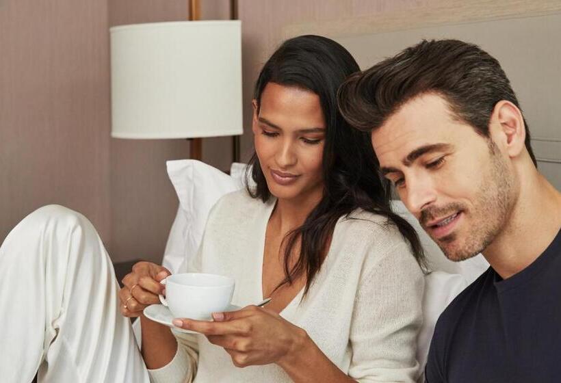 스위트, Four Seasons Hotel New York Downtown