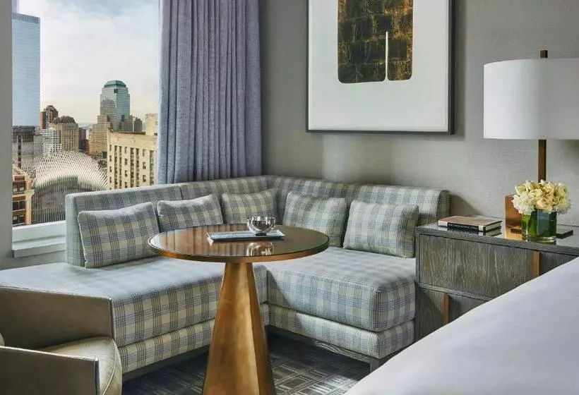 Standard-huone King-vuode, Four Seasons Hotel New York Downtown