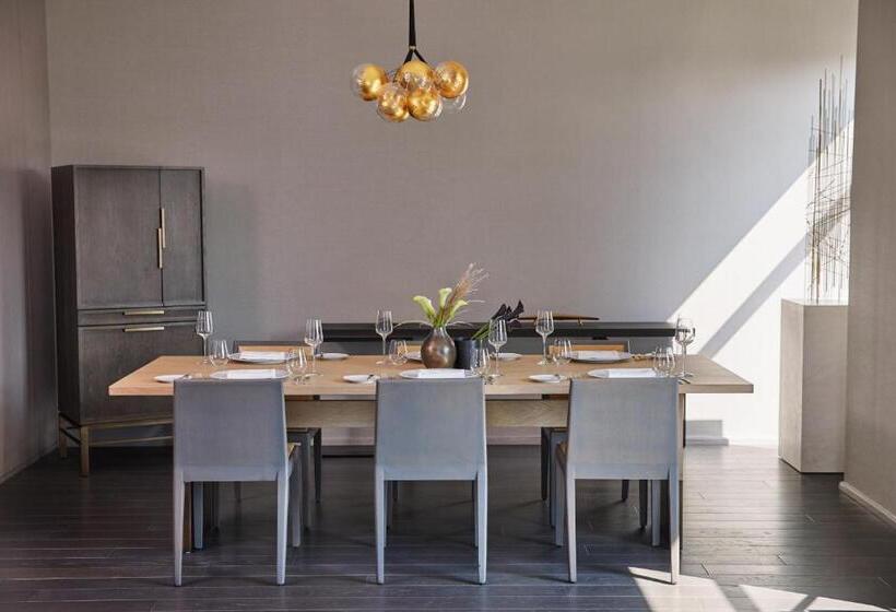 스위트, Four Seasons Hotel New York Downtown