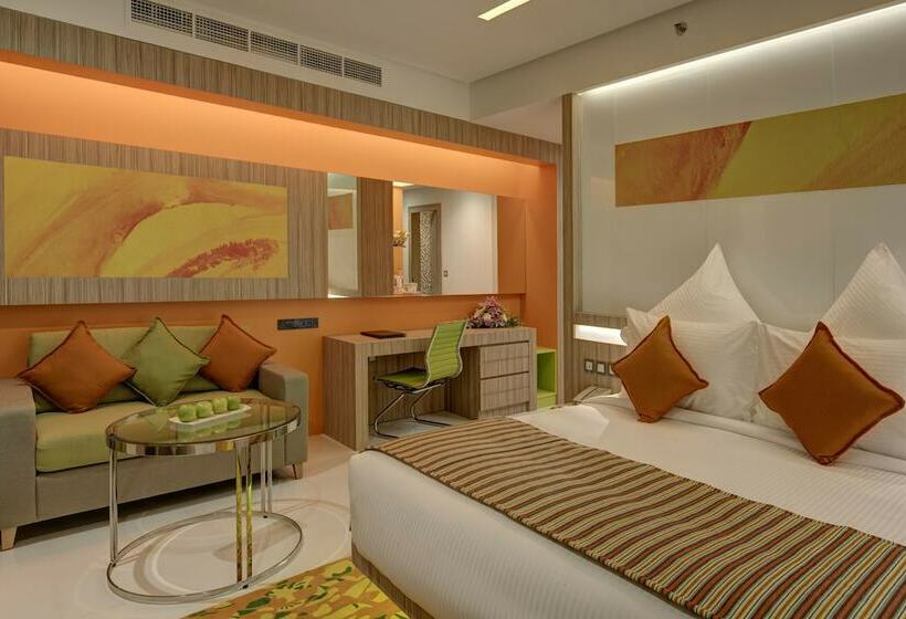 اتاق کلاب, Al Khoory Atrium