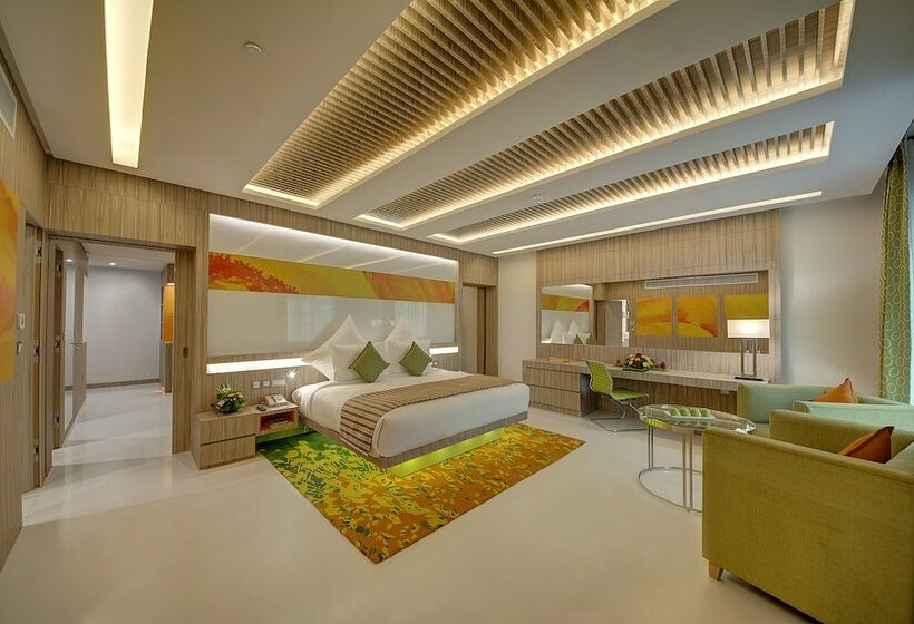 سوییت اجرایی, Al Khoory Atrium