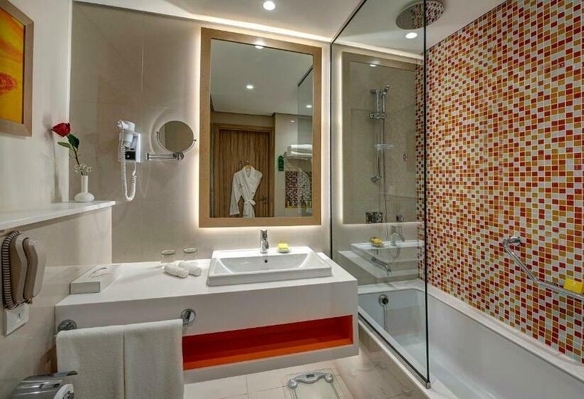 اتاق لوکس, Al Khoory Atrium