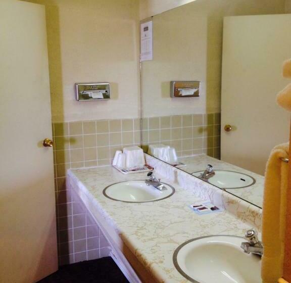 חדר סטנדרט, America's Best Inn and Suites Emporia