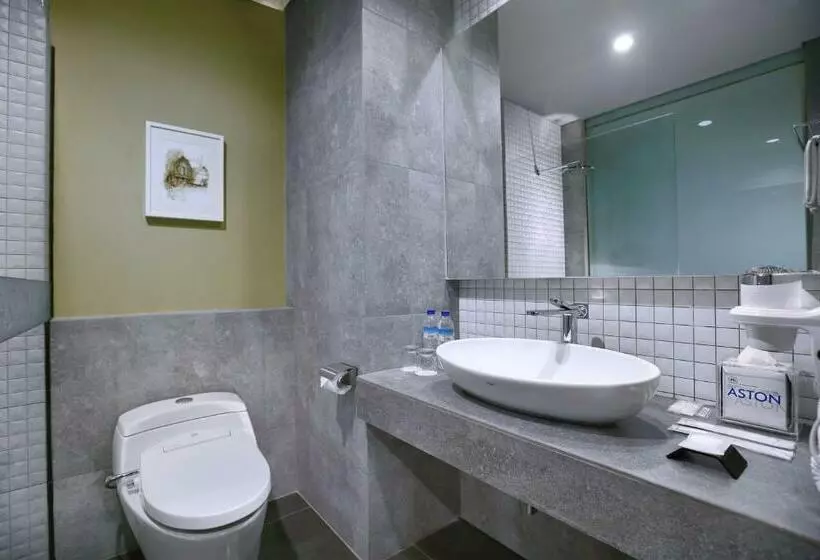 デラックスルーム, Aston Inn Mataram