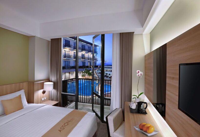 Номер Superior Вид на Бассейн, Aston Inn Mataram