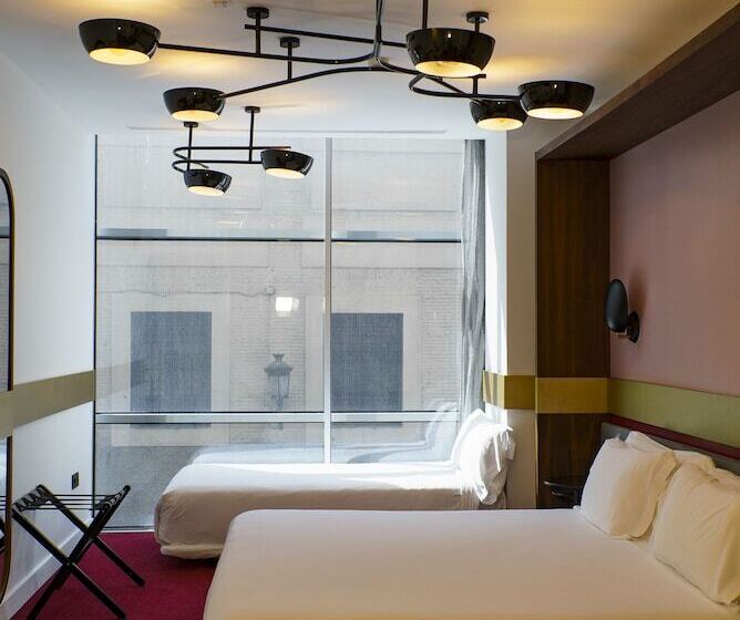 Chambre Standard, Colon Centro