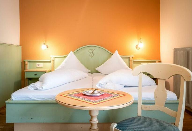 Номер Стандарт, Erlenhof