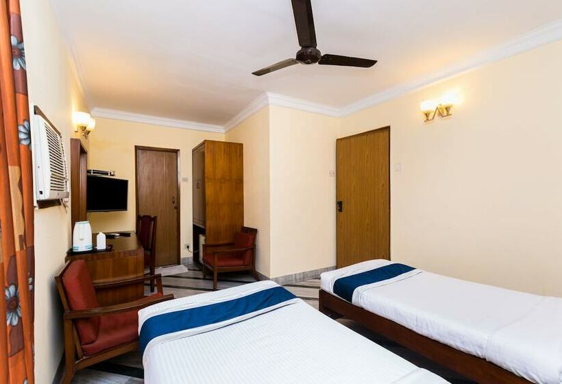 スタンダードルーム, Fabexpress Camac Plaza