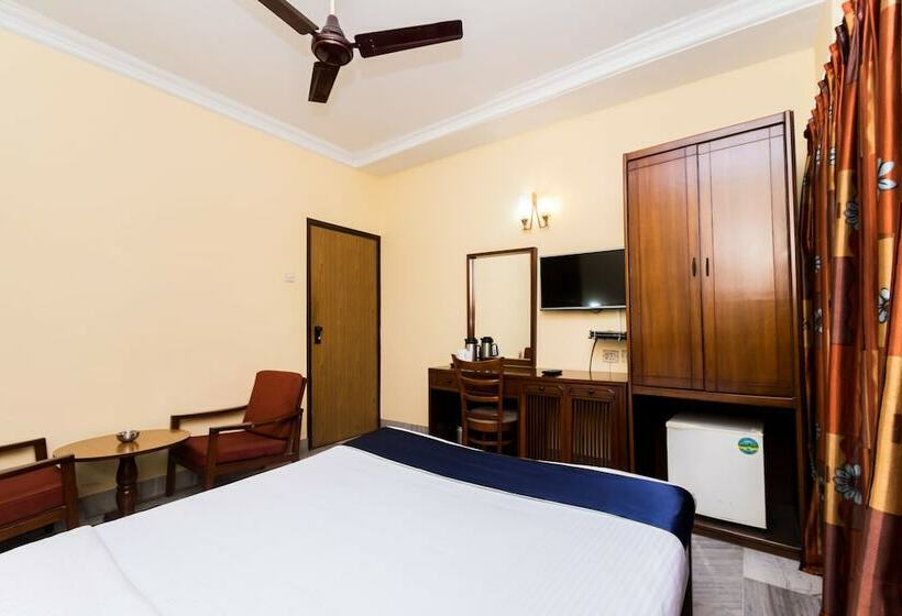 スタンダードルーム, Fabexpress Camac Plaza