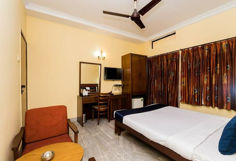 スタンダードルーム, Fabexpress Camac Plaza