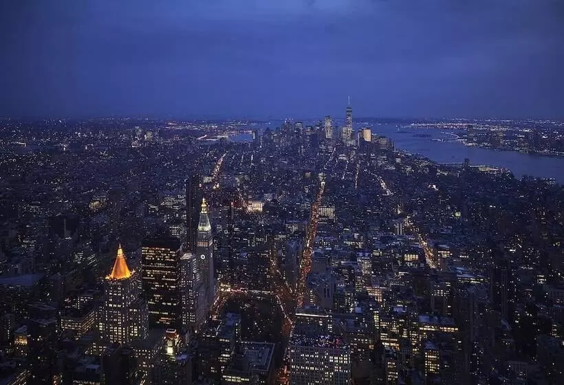 Suite with Terrace, Four Seasons Hotel New York Downtown