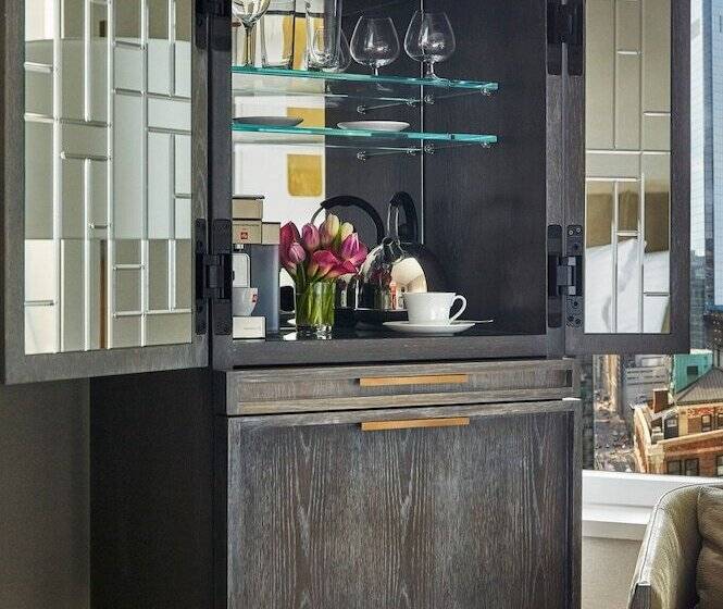 프리미엄 룸, Four Seasons Hotel New York Downtown