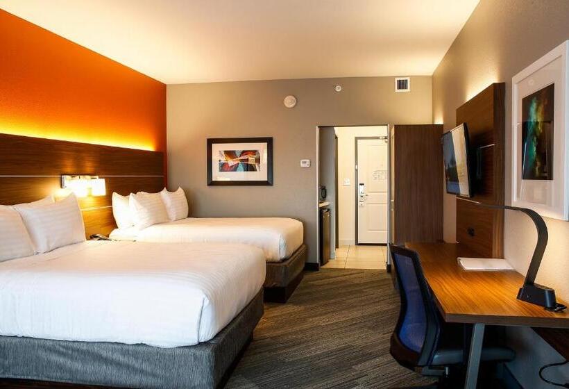 Quarto Estandar para Deficientes Físicos, Holiday Inn Express   Evansville, An Ihg