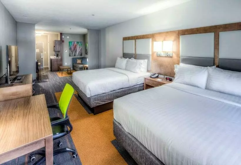 スイート, Holiday Inn Express & Suites Cleveland/westlake, An Ihg