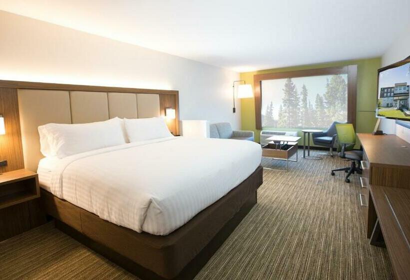 חדר סופריור עם מיטת קינג, Holiday Inn Express & Suites Greenwood Mall, An Ihg