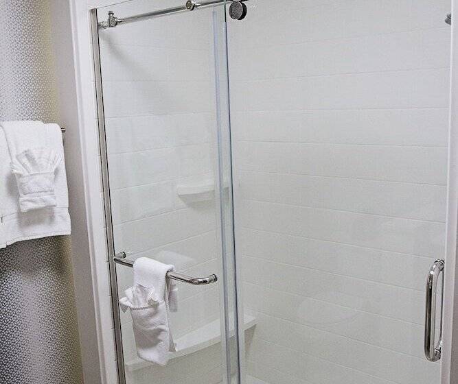 Люкс Адаптированный для Инвалидов, Holiday Inn Express & Suites Greenwood Mall, An Ihg