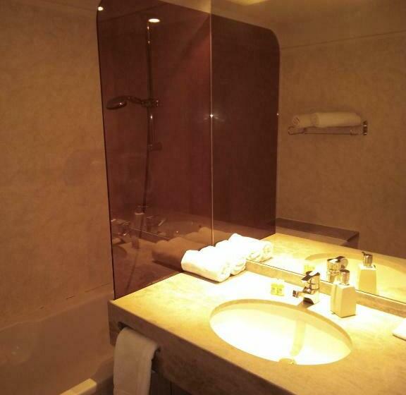 غرفة قياسية, Hôtel La Reconce